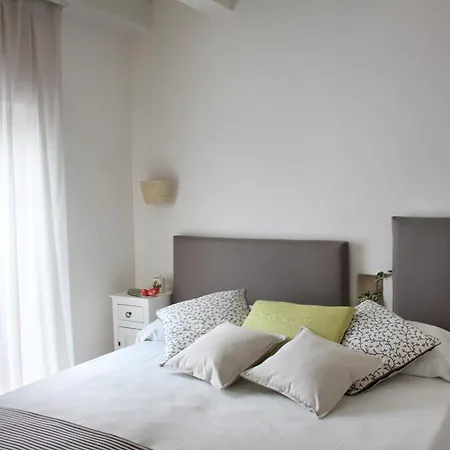 게스트하우스 Casa La Torre 4*